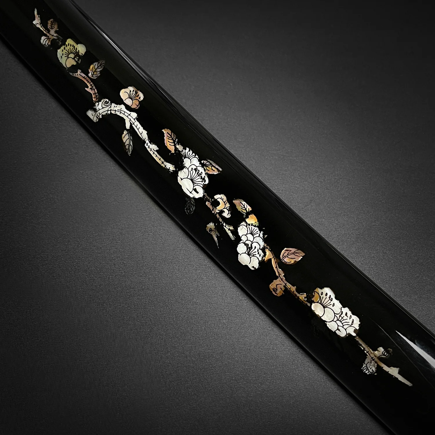 Musha Black "Bamboo & Plum Flower" Katana - Image 4