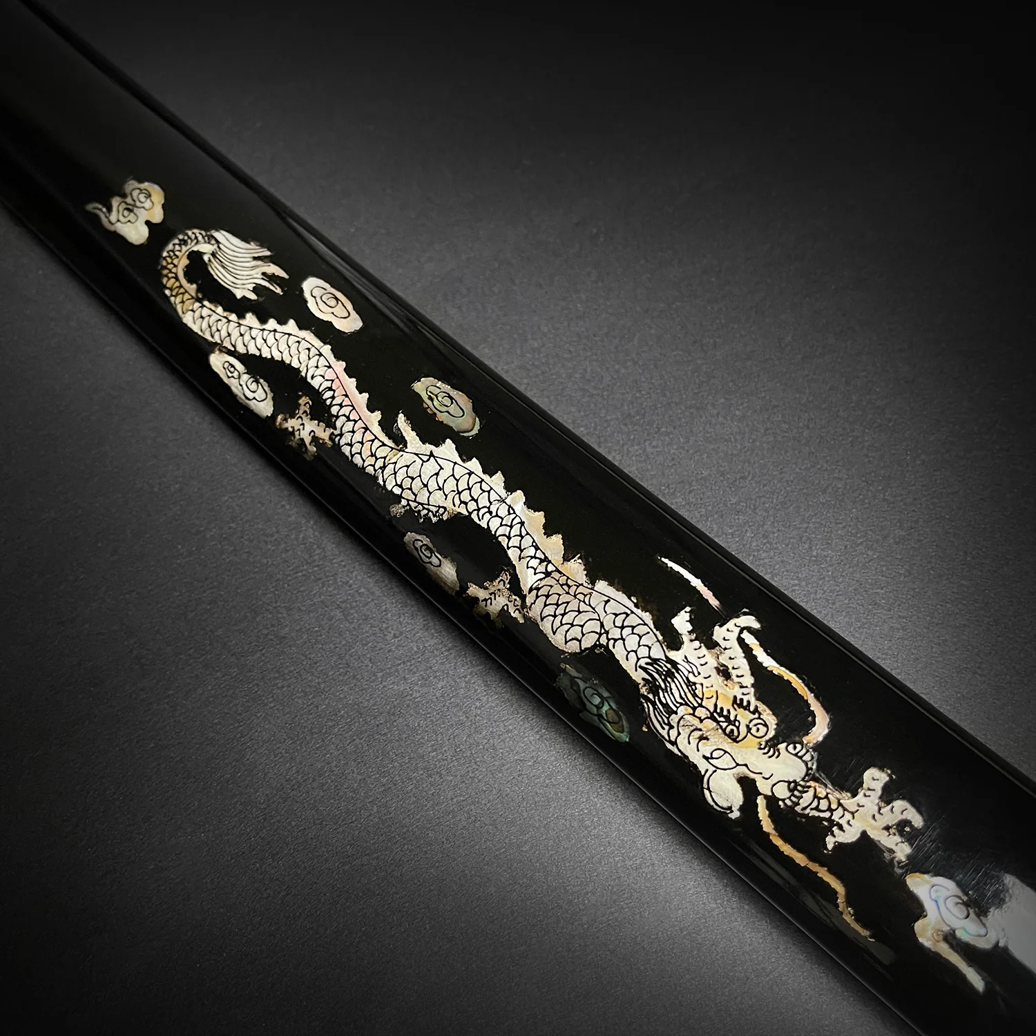 Musha “Black Pearl Dragon” Katana. - Image 3