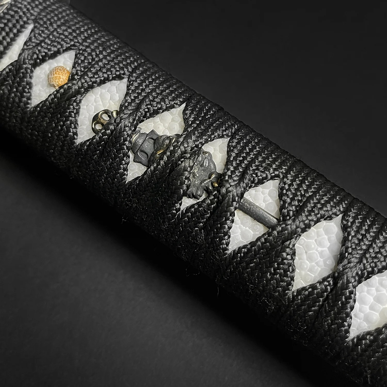 Musha “Black Pearl Dragon” Katana. - Image 6