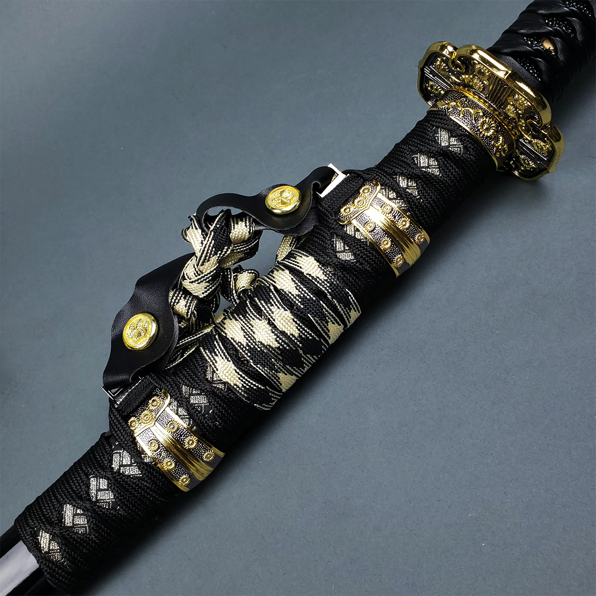 Musha Ceremonial Jintachi Katana (Black) - Image 5