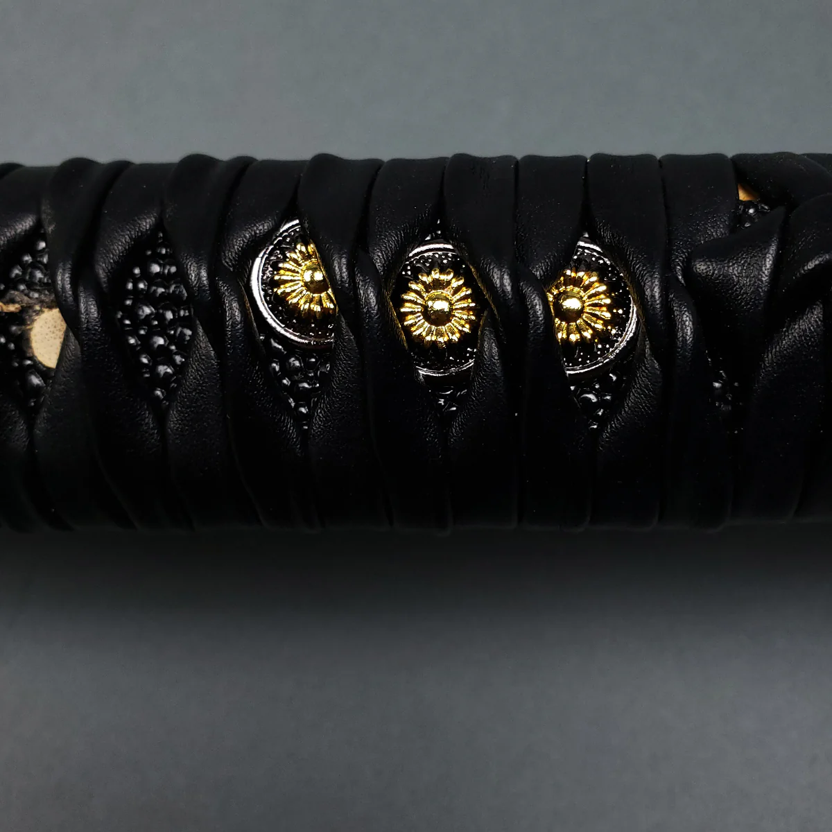 Musha Ceremonial Jintachi Katana (Black) - Image 6