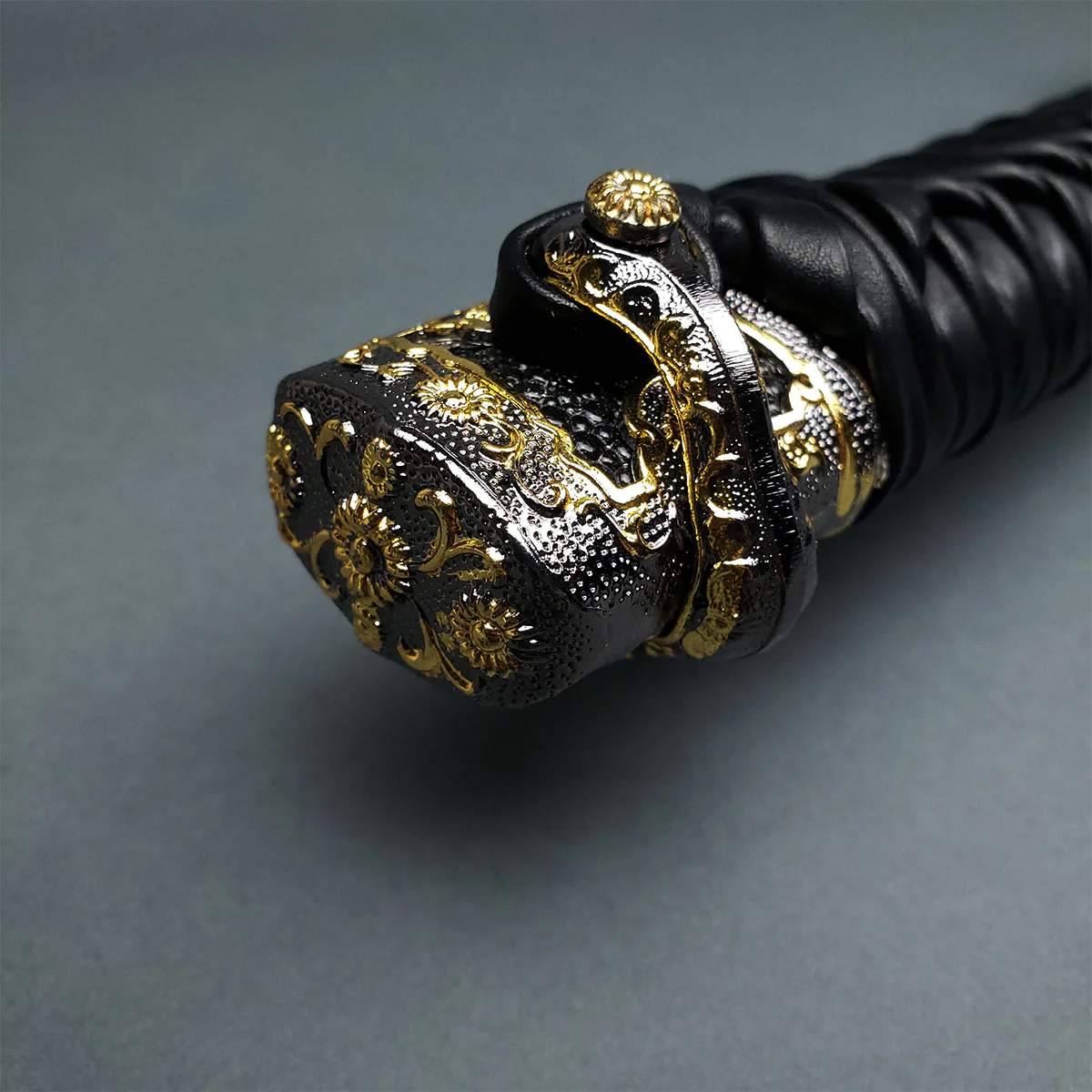 Musha Ceremonial Jintachi Katana (Black) - Image 7