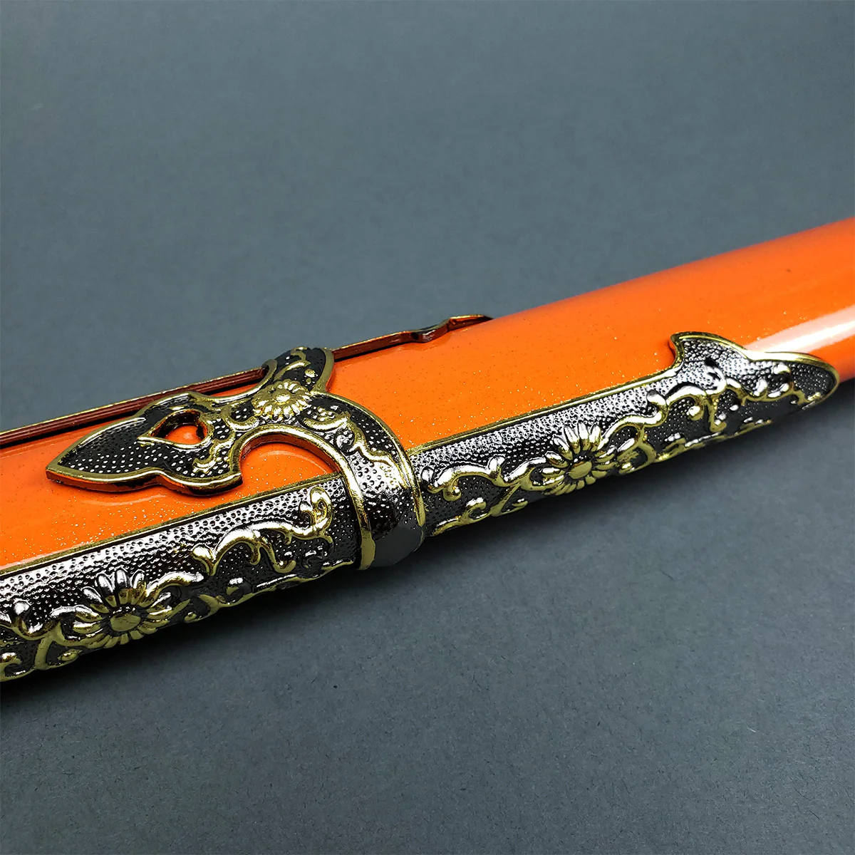 Musha Ceremonial Jintachi Katana (Gold) - Image 4