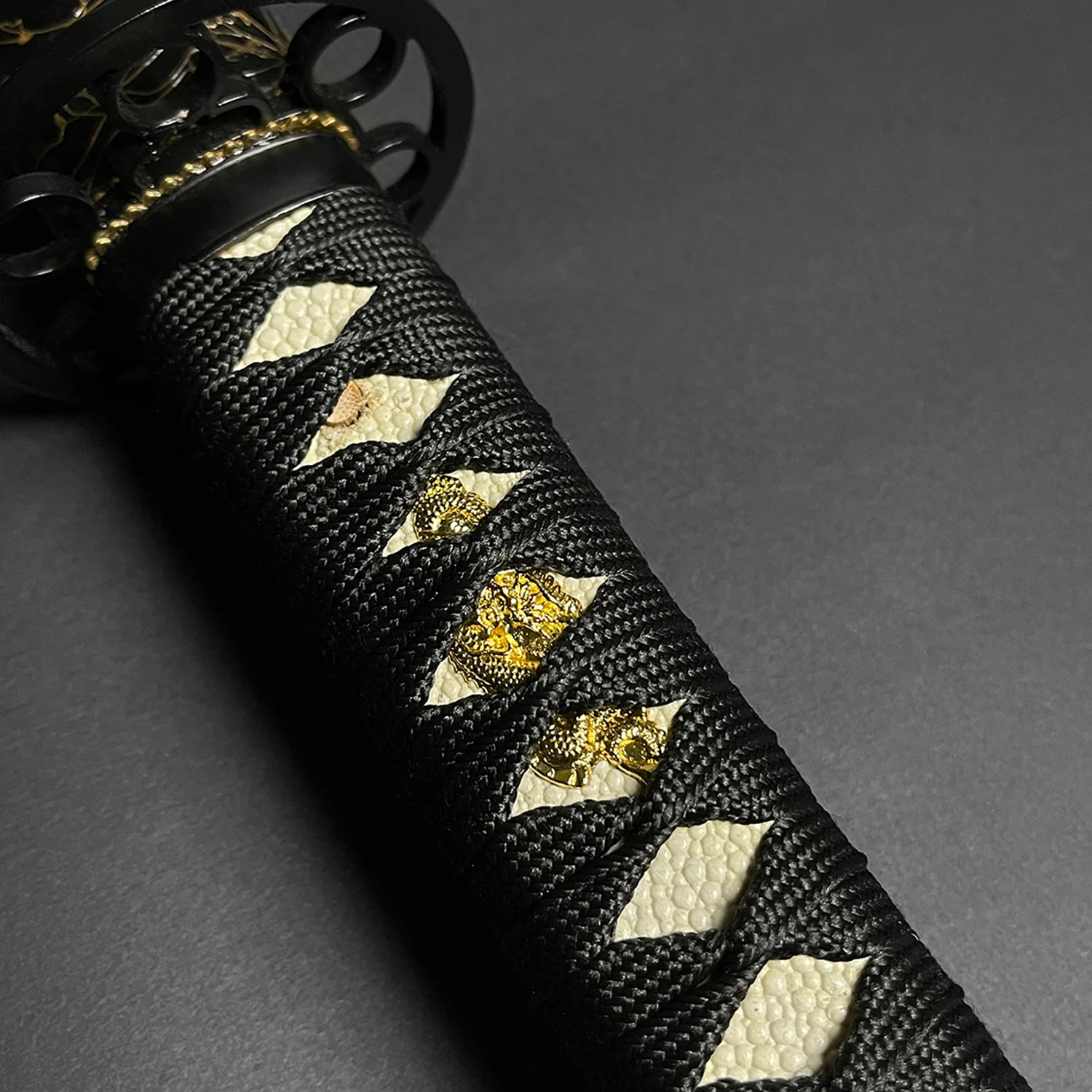 Musha “Enzo” (Circles) Katana - Image 4